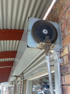 roller shutter mechanism
